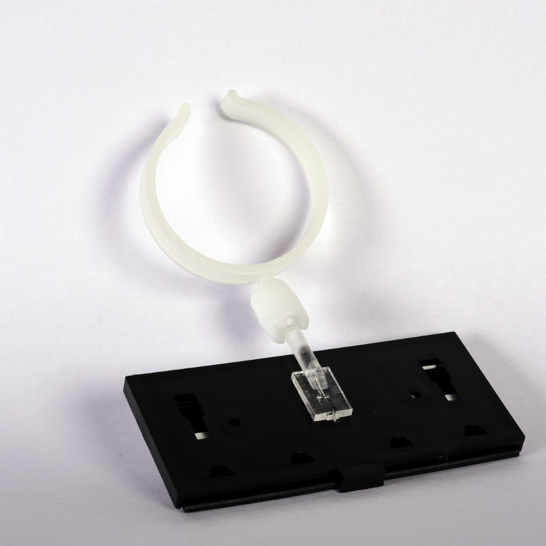 hablador con vincha atras hablador con vincha atras